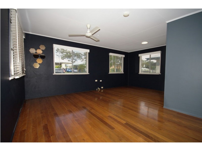 28 Bulgin Avenue, Wynnum West QLD 4178