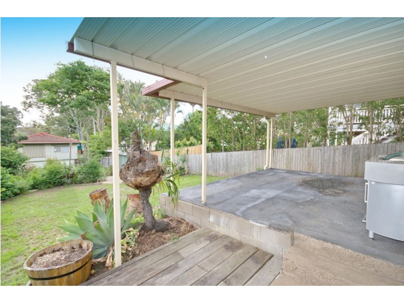 28 Bulgin Avenue, Wynnum West QLD 4178