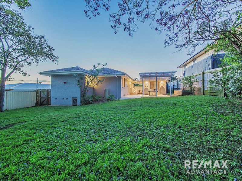 23 Loynes Street, Wynnum West QLD 4178