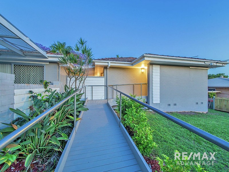 23 Loynes Street, Wynnum West QLD 4178