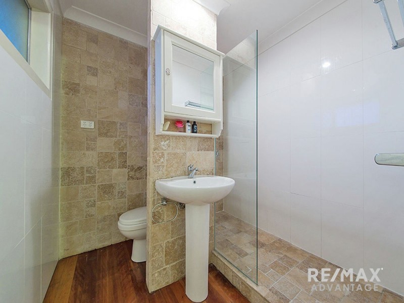 23 Loynes Street, Wynnum West QLD 4178