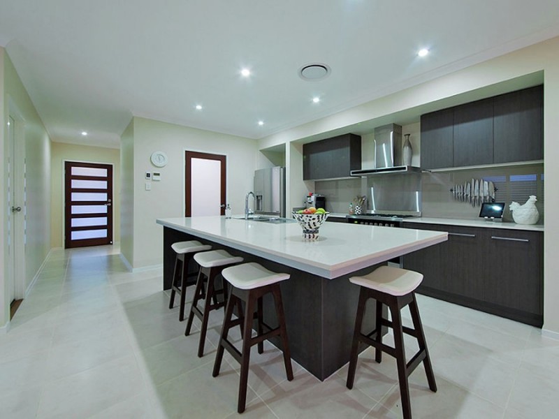 57 Foxwood Circuit, Wakerley QLD 4154