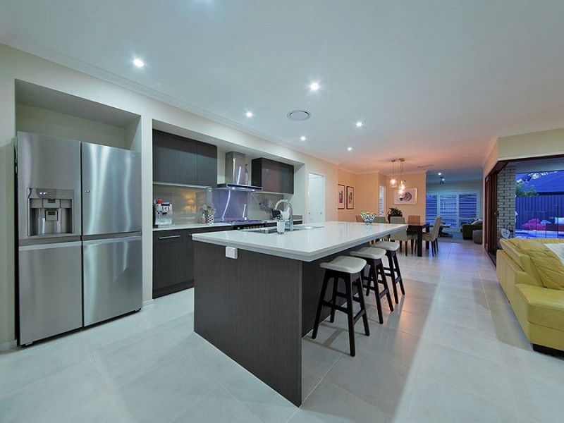 57 Foxwood Circuit, Wakerley QLD 4154