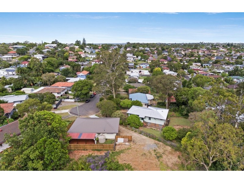 84 Roseneath Parade, Wynnum West QLD 4178