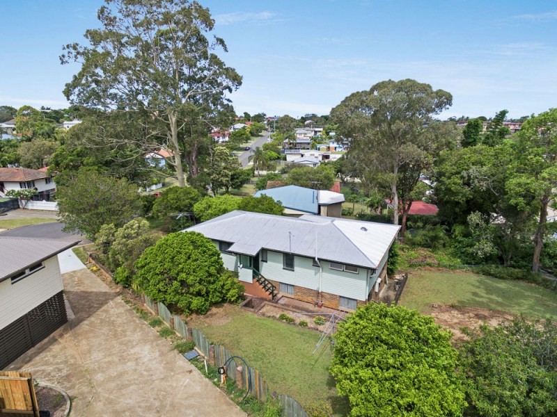 84 Roseneath Parade, Wynnum West QLD 4178