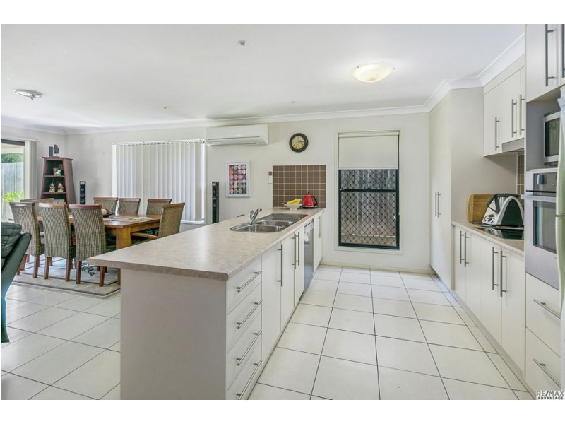 103 Kamarin Street, Manly West QLD 4179