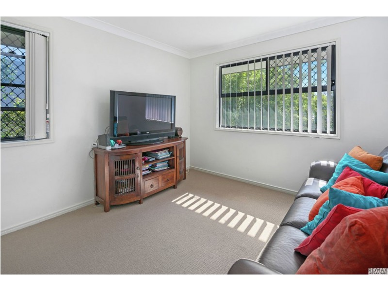 103 Kamarin Street, Manly West QLD 4179