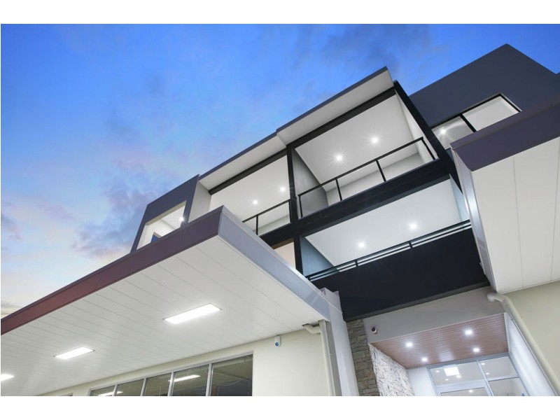 72 Pine St, Wynnum QLD 4178