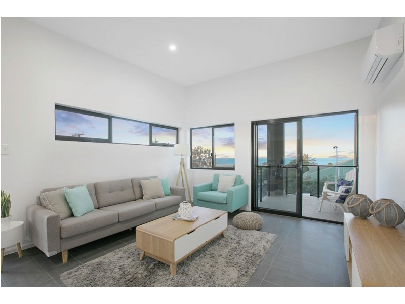 72 Pine St, Wynnum QLD 4178