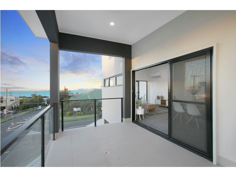 72 Pine St, Wynnum QLD 4178