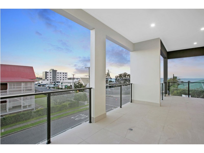 72 Pine St, Wynnum QLD 4178