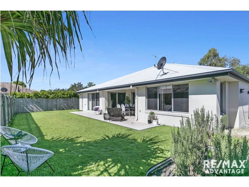 16 Red Gum Crescent, Wakerley QLD 4154