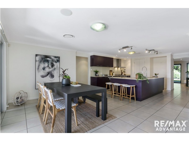 16 Red Gum Crescent, Wakerley QLD 4154