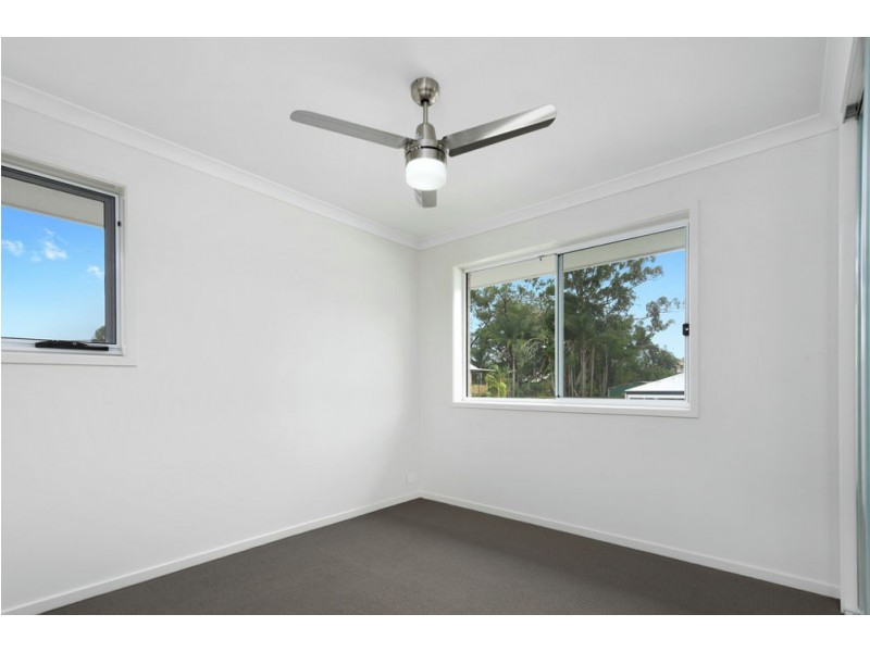 151 Blackwood Rd, Manly West QLD 4179