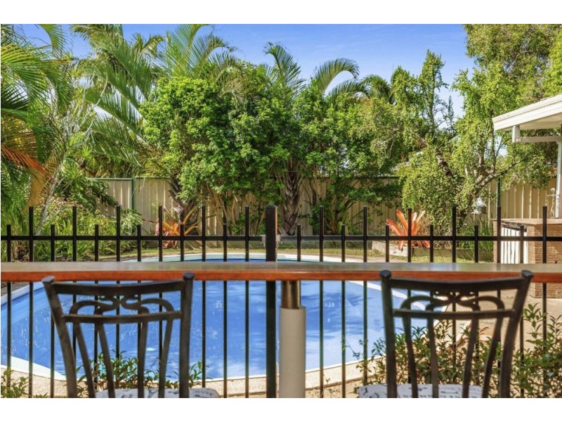 9 Curringa Street, Mansfield QLD 4122