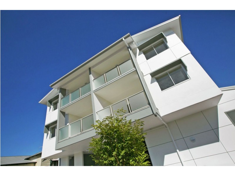 8/34 Emsworth Street, Wynnum QLD 4178