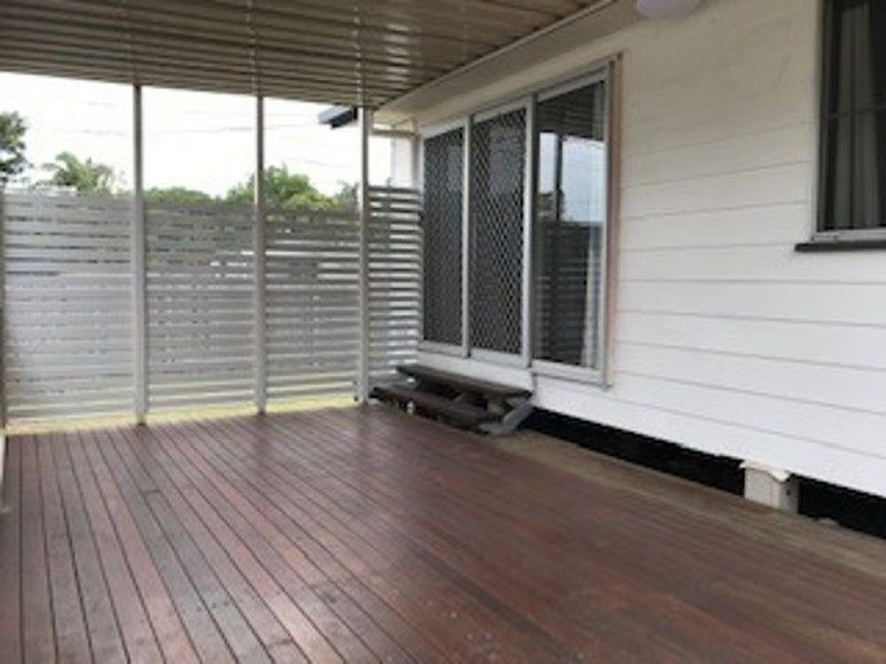 5 Malabar street, Wynnum West QLD 4178