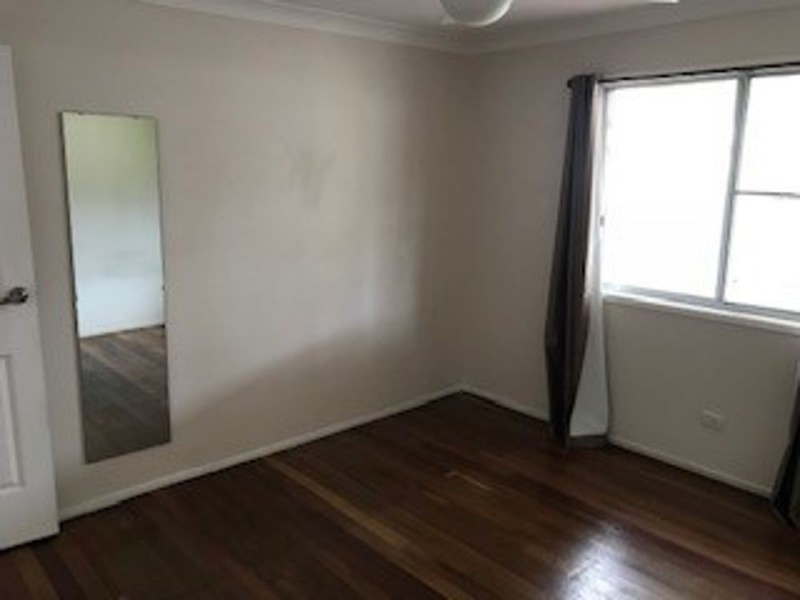5 Malabar street, Wynnum West QLD 4178