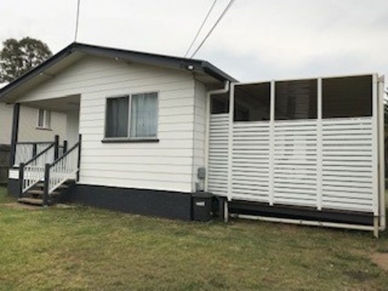 5 Malabar street, Wynnum West QLD 4178
