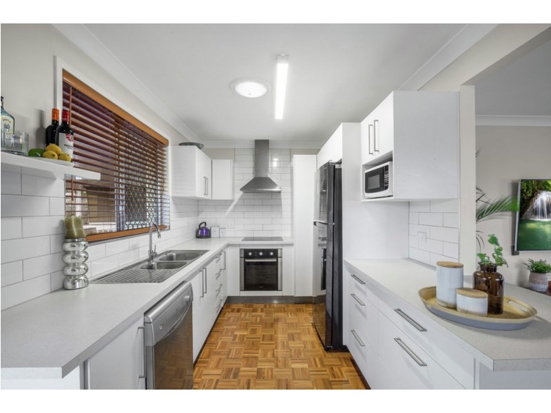 65 Barbara Street, Manly West QLD 4179