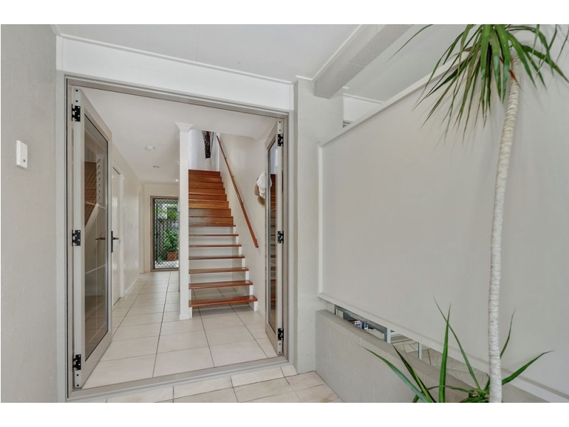1/178 Stratton Tce, Manly QLD 4179