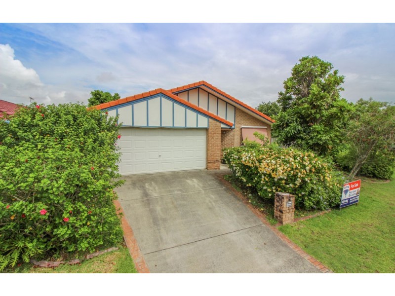 1 Holland Cres, Wynnum West QLD 4178