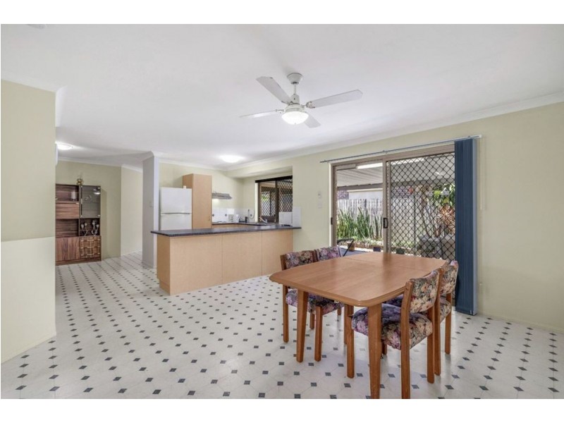 24 Glenwood Place, Hemmant QLD 4174