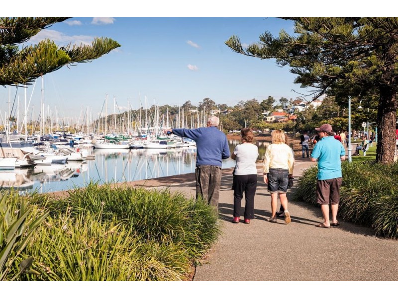 43 Gannon Ave, Manly QLD 4179