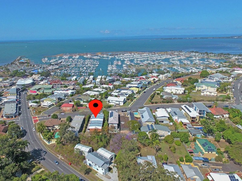 2/11 Arnold Street, Manly QLD 4179