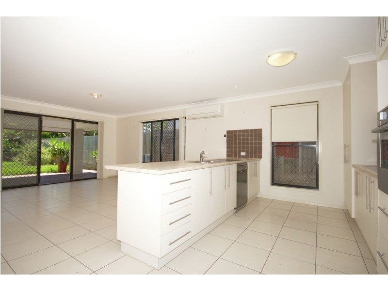 103 Kamarin St, Manly West QLD 4179