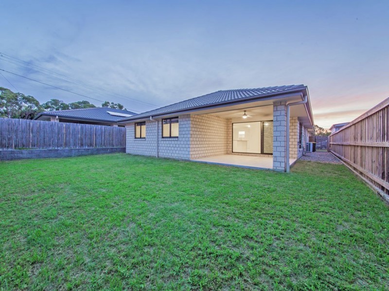 3 Harrogate Place, Gumdale QLD 4154