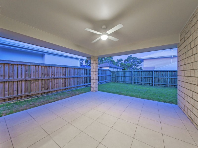 3 Harrogate Place, Gumdale QLD 4154