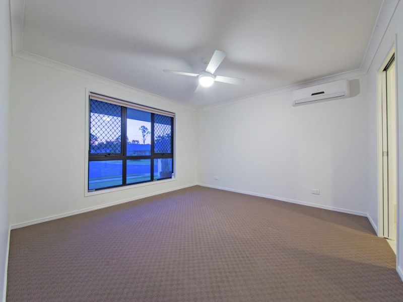 3 Harrogate Place, Gumdale QLD 4154