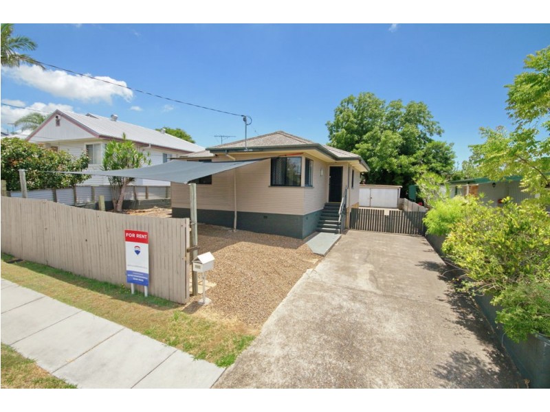 16 Astley Street, Wynnum West QLD 4178