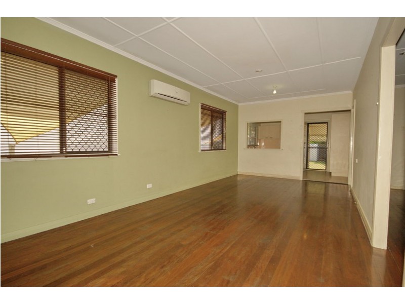 16 Astley Street, Wynnum West QLD 4178
