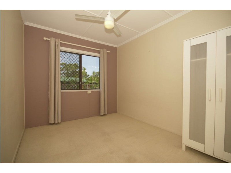 16 Astley Street, Wynnum West QLD 4178