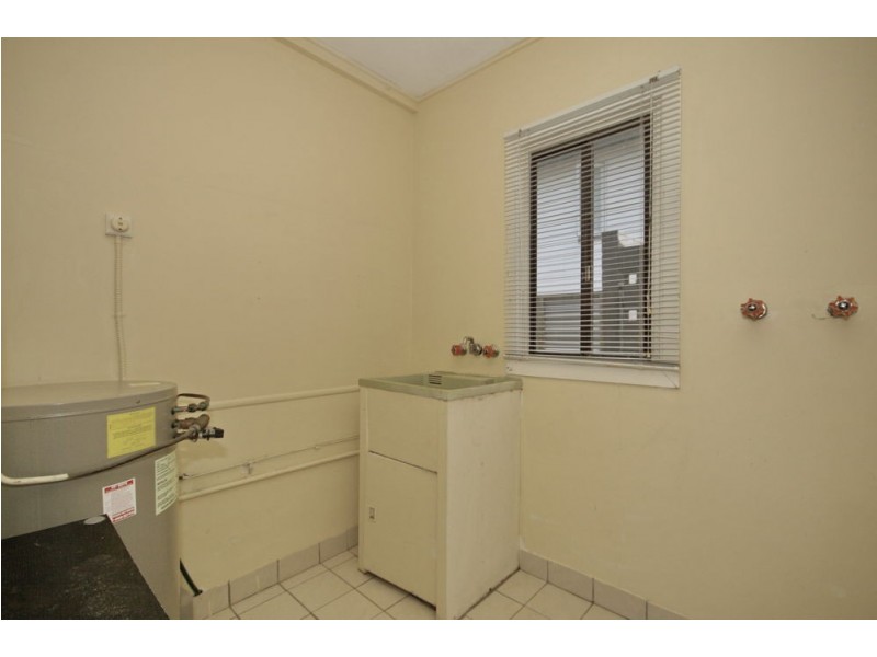 16 Astley Street, Wynnum West QLD 4178