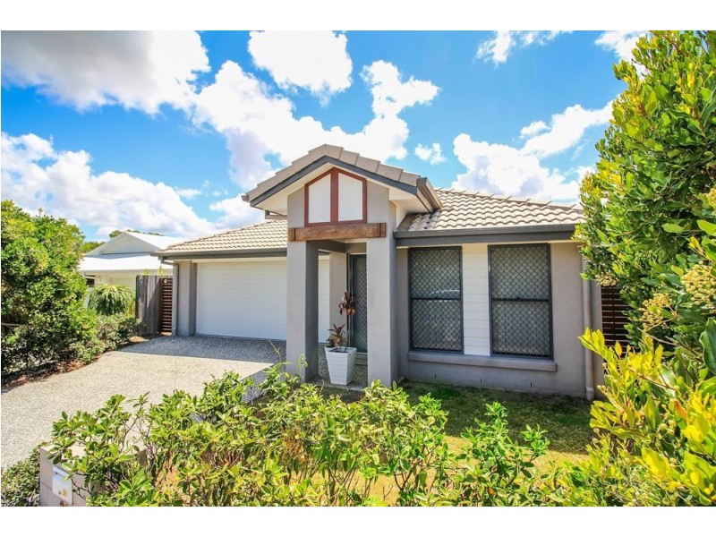 28 Worchester Cres, Wakerley QLD 4154