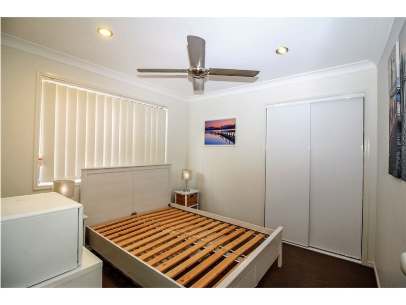28 Worchester Cres, Wakerley QLD 4154