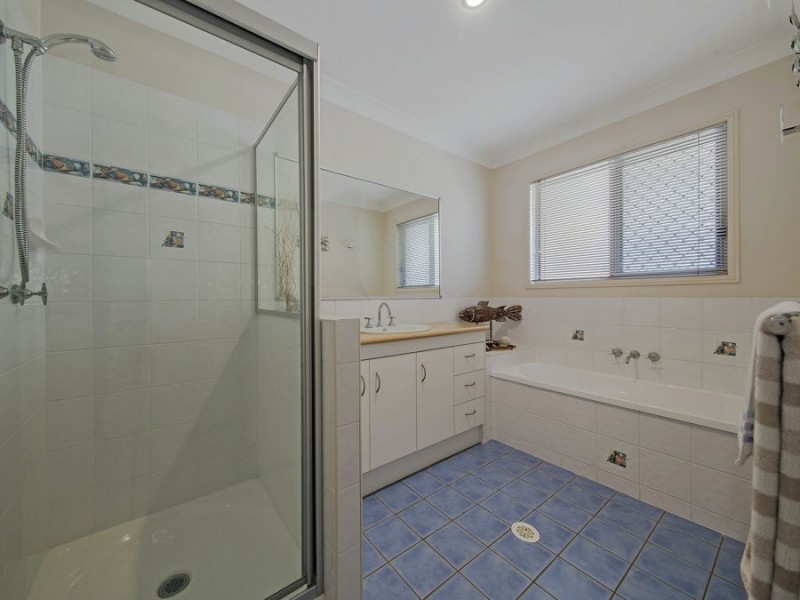 5 Pandanus Place, Tingalpa QLD 4173