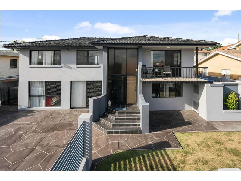 4 Ringara Street, Manly West QLD 4179