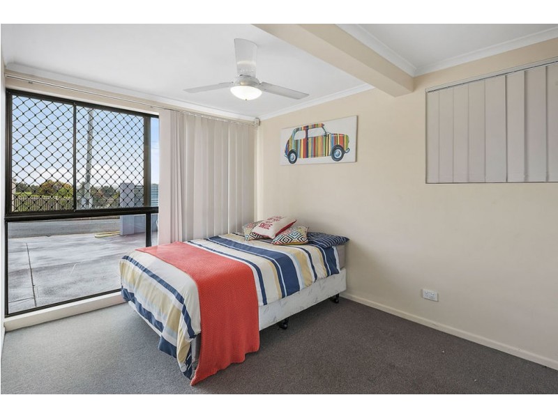 4 Ringara Street, Manly West QLD 4179