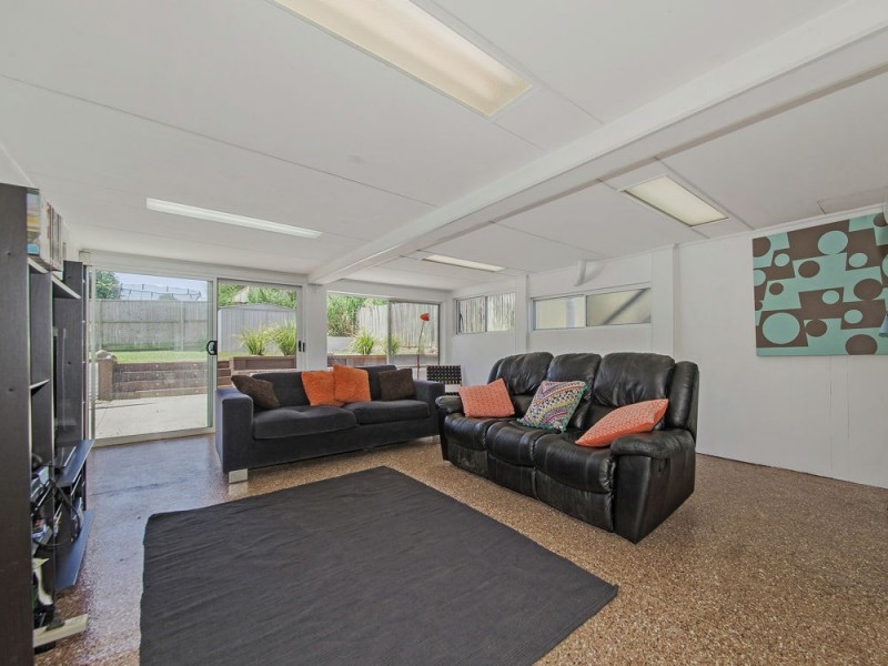 12 Cranleigh Street, Wynnum West QLD 4178