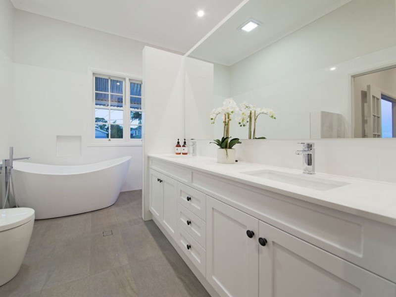 51 Walnut Street, Wynnum QLD 4178