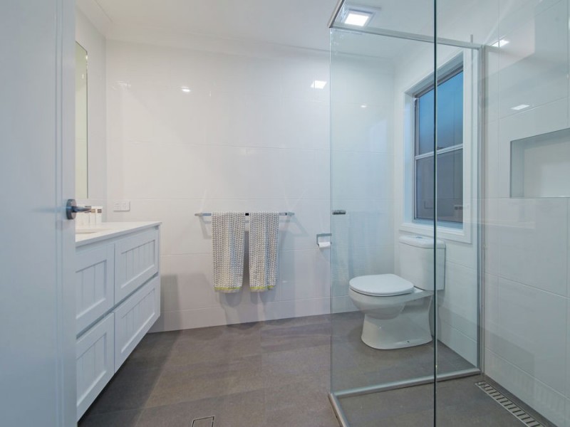 51 Walnut Street, Wynnum QLD 4178