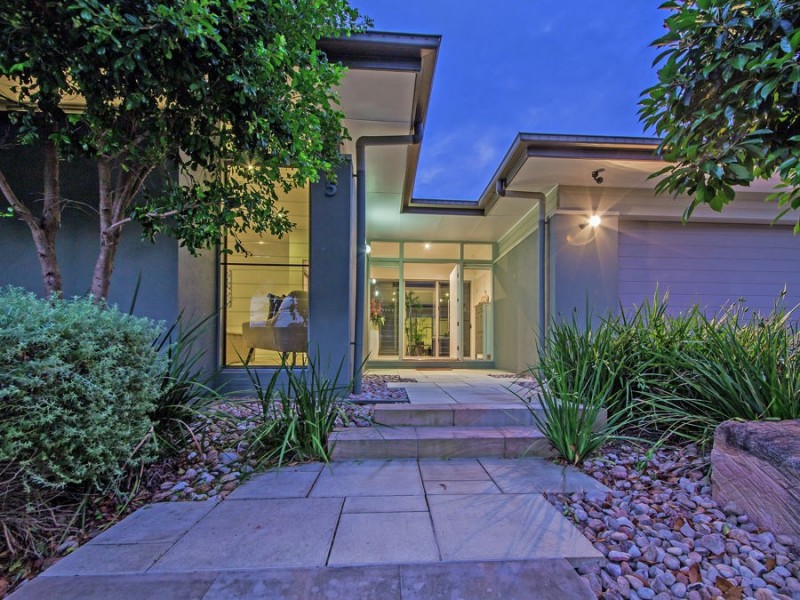 5 Clyde Court, Wakerley QLD 4154