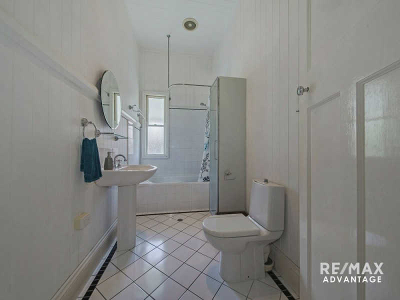 35 Moreton Avenue, Wynnum QLD 4178