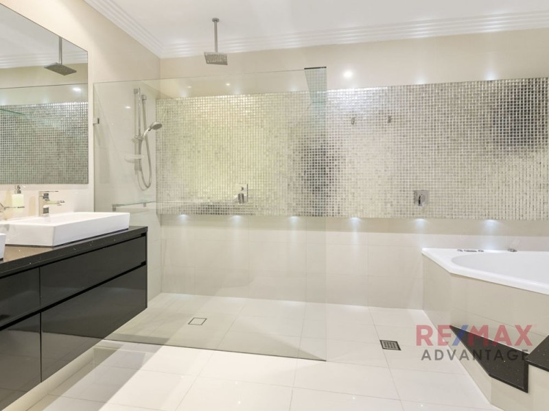 23 Gabrielle Place, Manly West QLD 4179