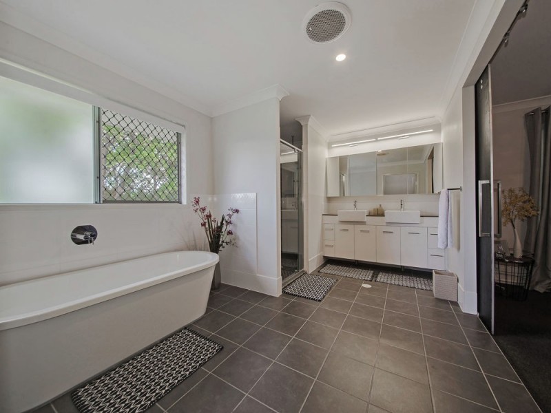 64A Washington Ave, Tingalpa QLD 4173