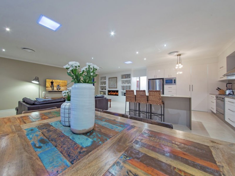 35 Gumdale Street, Wakerley QLD 4154